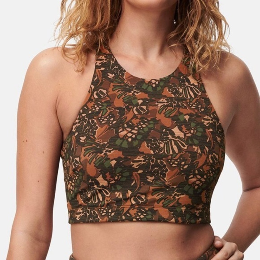 Outdoor voices sports bra